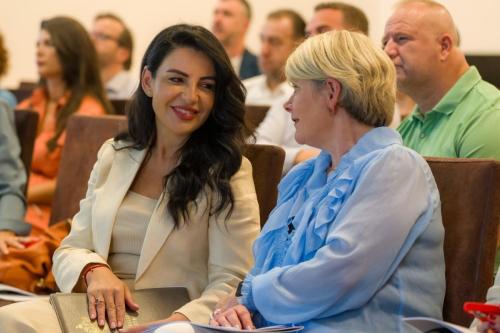 517974443_18151824070379257_2550276076160612209_n