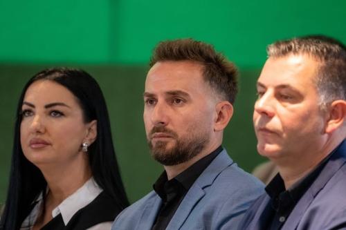 575973889_18164371663379257_1804960759272880121_n