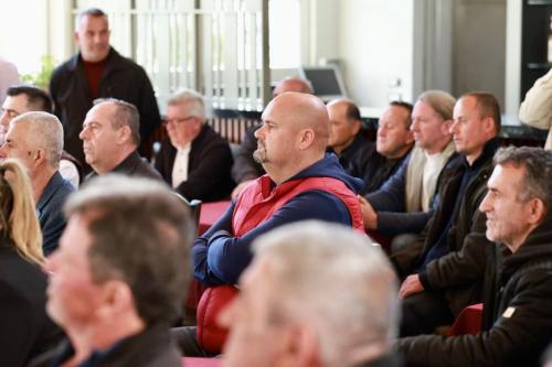 648790623_122098213425168422_382620702175572167_n